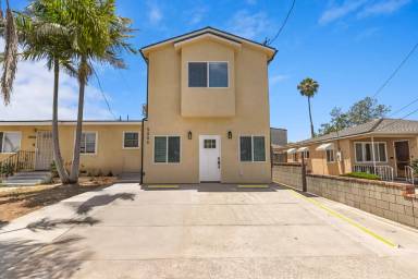 Main picture of 5006 La Dorna St