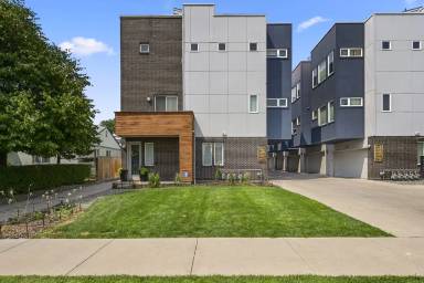 Main picture of 3425 W 16th Ave