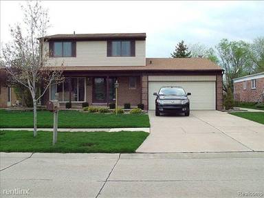 Main picture of 35757 Doyle Dr