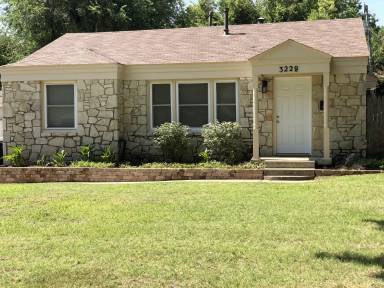 Main picture of 3228 NW 45th St