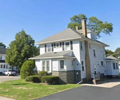 Main picture of 2729 Dewey Ave