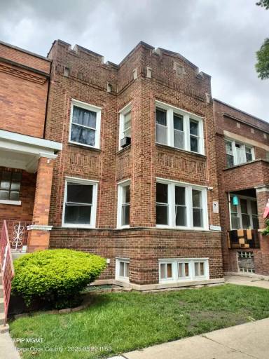 Main picture of 7408 S Eberhart Ave