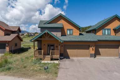 Main picture of 1002 County Rd 514