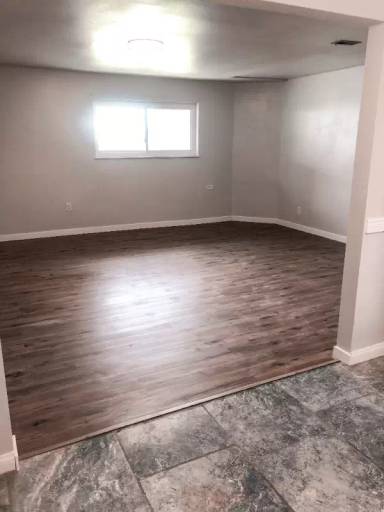 Main picture of 340 W Main St