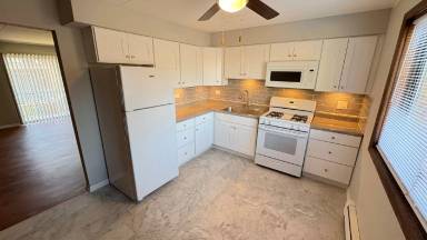Main picture of 13025 Wood St