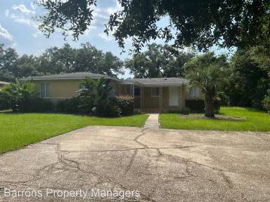 Main picture of 205 Holmes Dr
