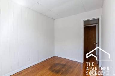 Main picture of 4135 N Western Ave