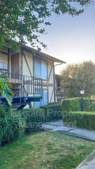 Main picture of Oaks Apartments