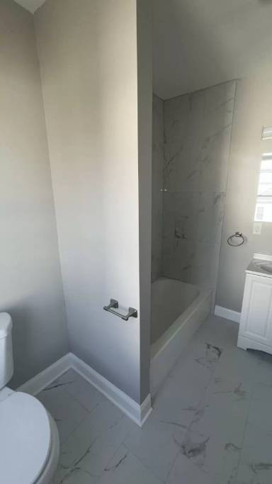 Main picture of 369 Jackson Ave