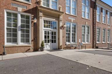 Main picture of The Hilltop Apartments