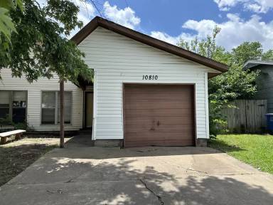 Main picture of 10810 E 14th Ct