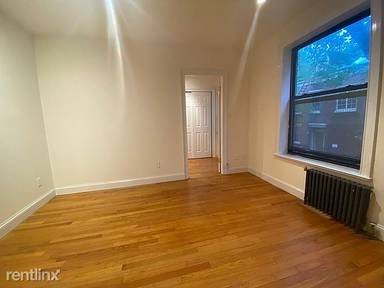 Main picture of 19 Commerce St Apartments