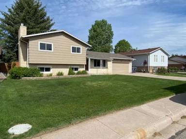 Main picture of 5038 Hickory Pl
