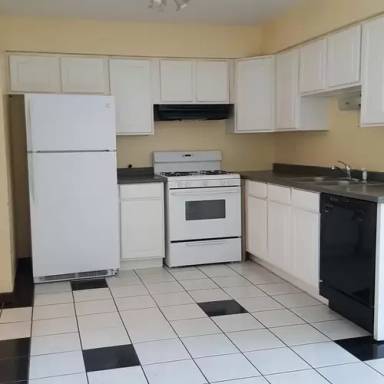 Main picture of 2790 E State St