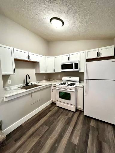Main picture of 877 N 26th St