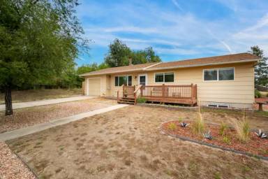 Main picture of 6980 Chippewa Rd