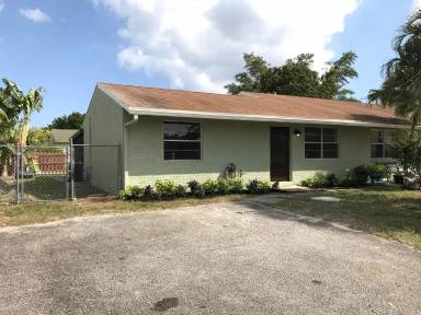 Main picture of 4622 Toga Way