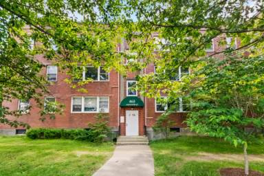 Main picture of 465 Arborway