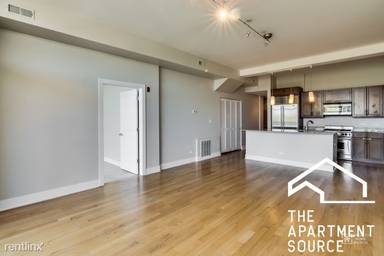 Main picture of 525 Kedzie St