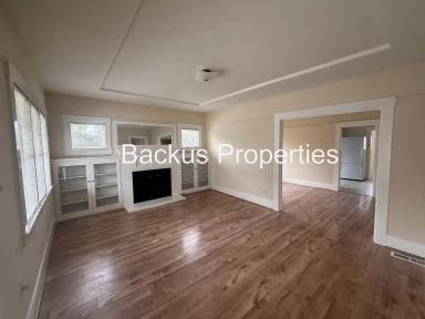 Main picture of 129 Fountain Ave