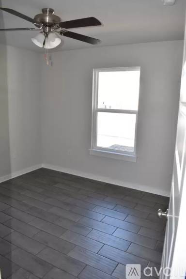 Main picture of 130 E Avenue C