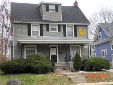 Main picture of 1030-1032 Michigan Ave