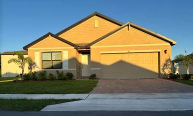 Main picture of 9631 Windrift Cir
