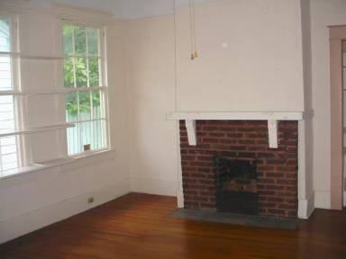 Main picture of 1720 Mulberry St