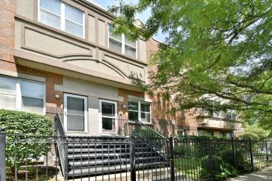 Main picture of 7268 N Rogers Ave