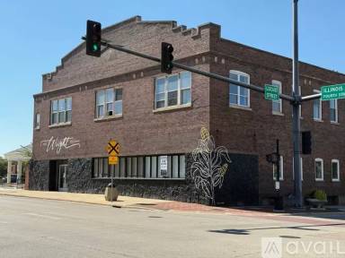 Main picture of 151 N 4th St