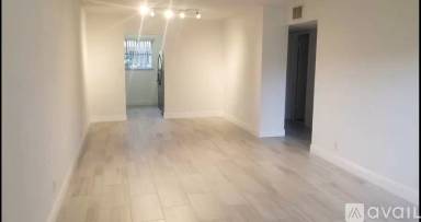 Main picture of 2607 NE 8th Ave