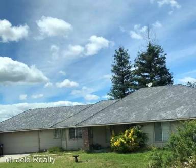 Main picture of 18644 Ridgedale Dr