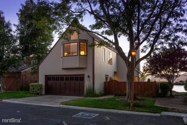 Main picture of 600 Bridgeport Ln