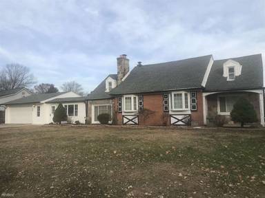 Main picture of 1643 S Karle Ave
