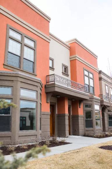 Main picture of 875 S Lincoln Ave