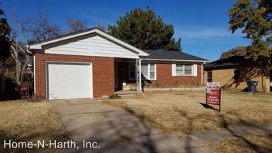 Main picture of 8026 E Indianapolis St