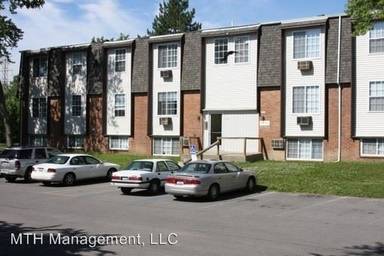 Main picture of 3553 E Manhattan Blvd