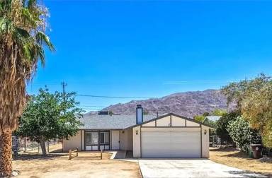 Main picture of 73805 S Slope Dr