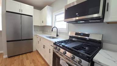 Main picture of 86 White St