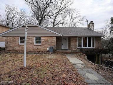 Main picture of 49 Omaha Ave