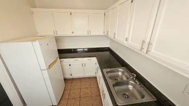 Main picture of 743 S Burlington Ave