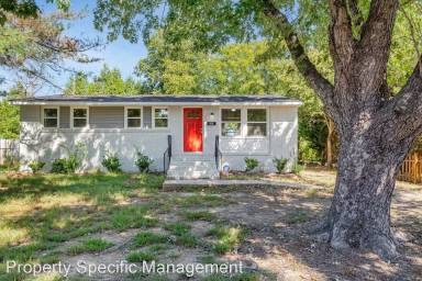 Main picture of 409 Dudley Ave