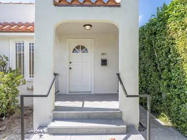 Main picture of 821 N Spaulding Ave