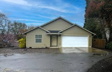 Main picture of 1886 Green Siding Rd