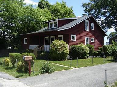 Main picture of 108 Alden Ave