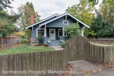 Main picture of 931 W 11th Ave