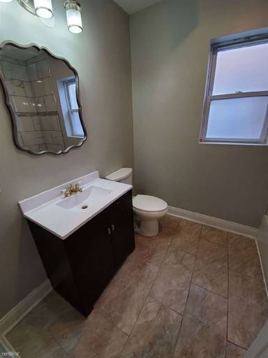 Main picture of 6608 S Vernon Ave