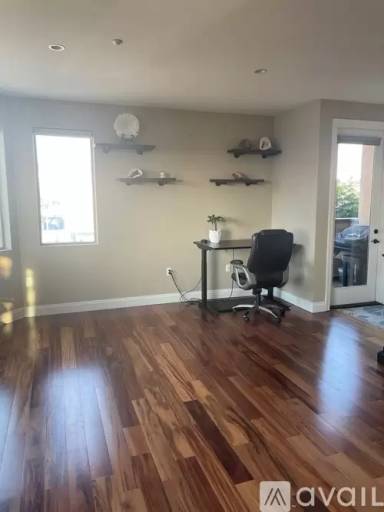 Main picture of 3972 Albatross St
