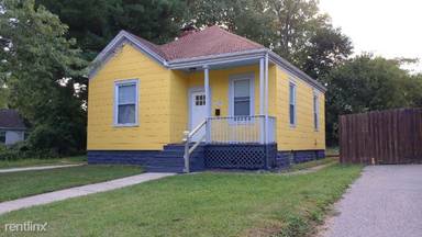 Main picture of 4713 Castle Pl