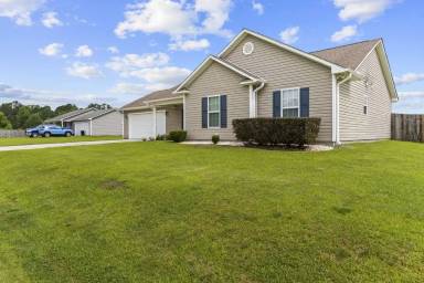 Main picture of 302 Redemption Ct